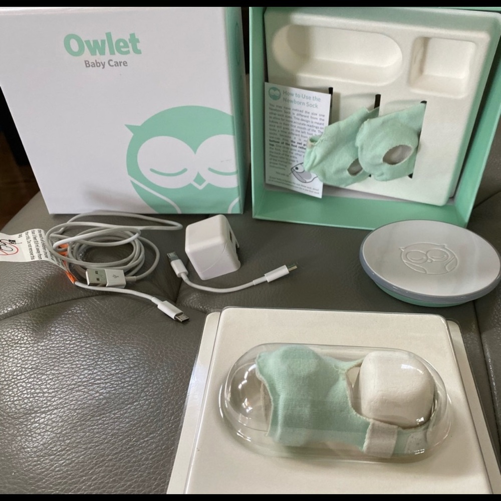 1st generation Owlet smart sock monitor.